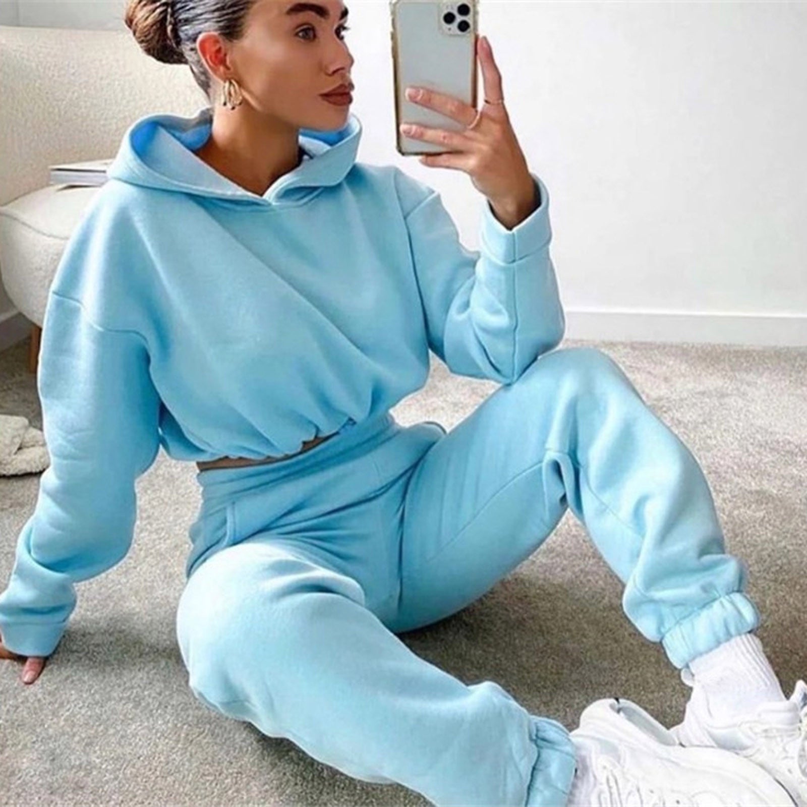 Sexy 2-Piece Sweatsuits for Active Elegance!
