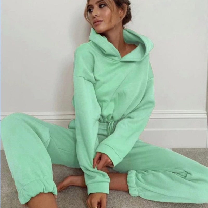 Sexy 2-Piece Sweatsuits for Active Elegance!