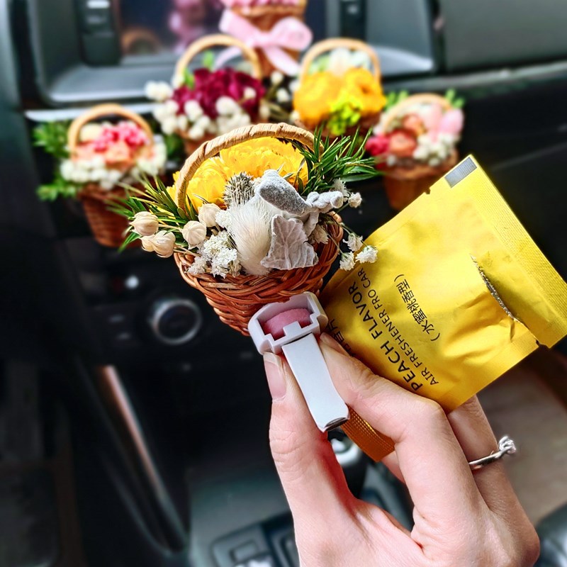 Flower Basket Car Air Vent Clip, Your Stylish Aromatherapy Accessory!