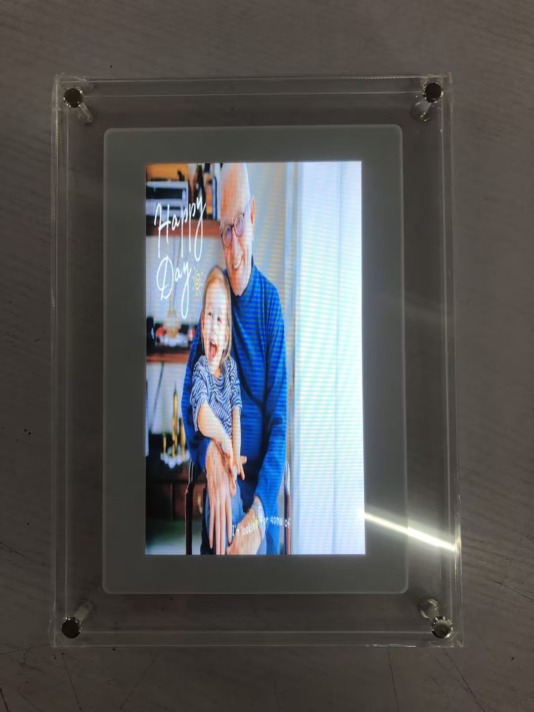 Timeless Moments: Acrylic Vertical Digital Picture Frame with Video Player, 1GB Storage, Battery, and Type-C - Perfect Gift for Loved Ones