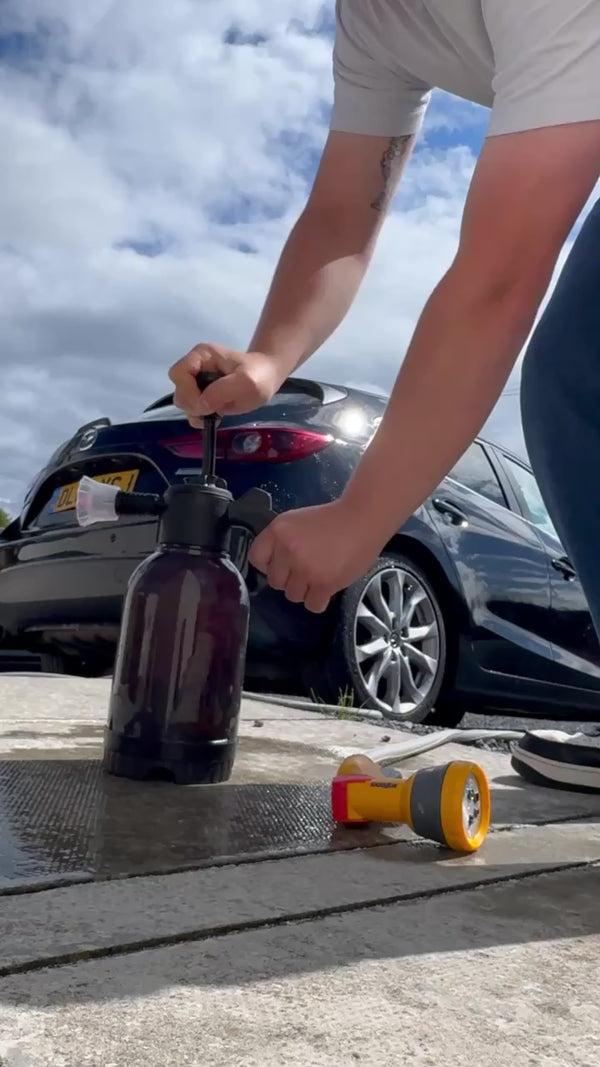 2L Adjustable Foam Sprayer for Professional-Grade Cleaning