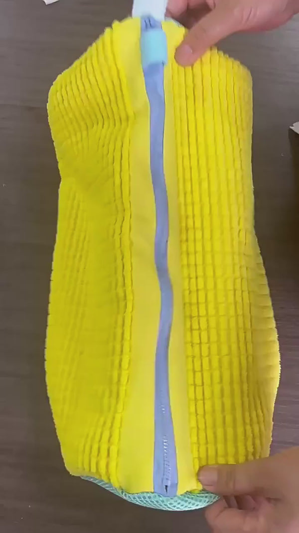 SneakerGuard™ Shoe Washing Bag – Machine-Safe Deep Clean Without Damage